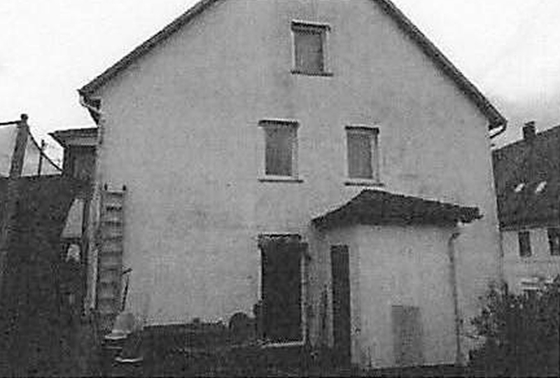Einfamilienhaus in Pfarrer-Weser-Straße 10, 73529 Schwäbisch Gmünd - Straßdorf - Bild 2