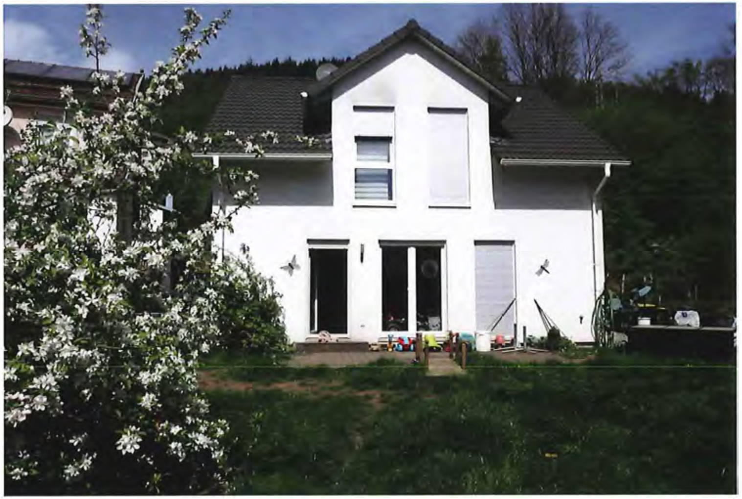 Einfamilienhaus in Alte Schollbrunner Straße 8, 69437 Neckargerach