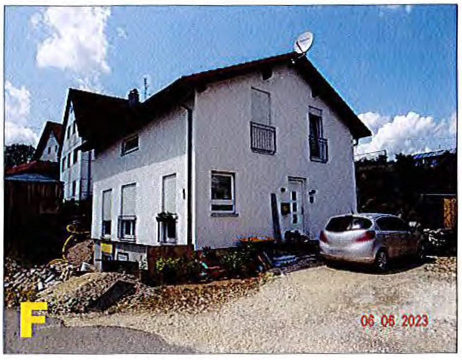 Wohnhaus in Lange Straße 48 und Eichbühl 1, 89604 Allmendingen - Bild 2