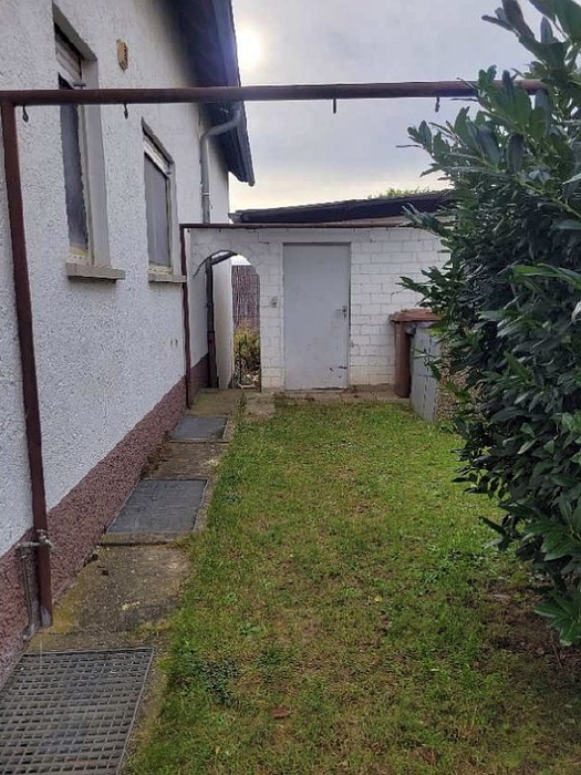 Mehrfamilienhaus in Am Kreuzgrund 9, 74889 Sinsheim - Rohrbach - Bild 4