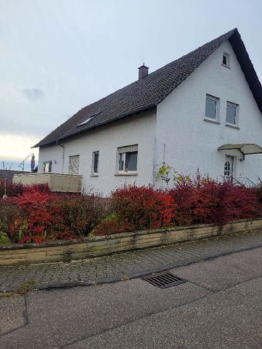 Mehrfamilienhaus in Am Kreuzgrund 9, 74889 Sinsheim - Rohrbach
