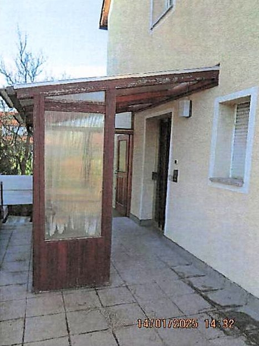 Mehrfamilienhaus in Fellbacher Straße 175, 70327 Stuttgart-Untertürkheim - Bild 4