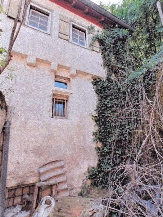 Mehrfamilienhaus in Mittlere Straße 30, 74357 Hohenstein - Bild 2