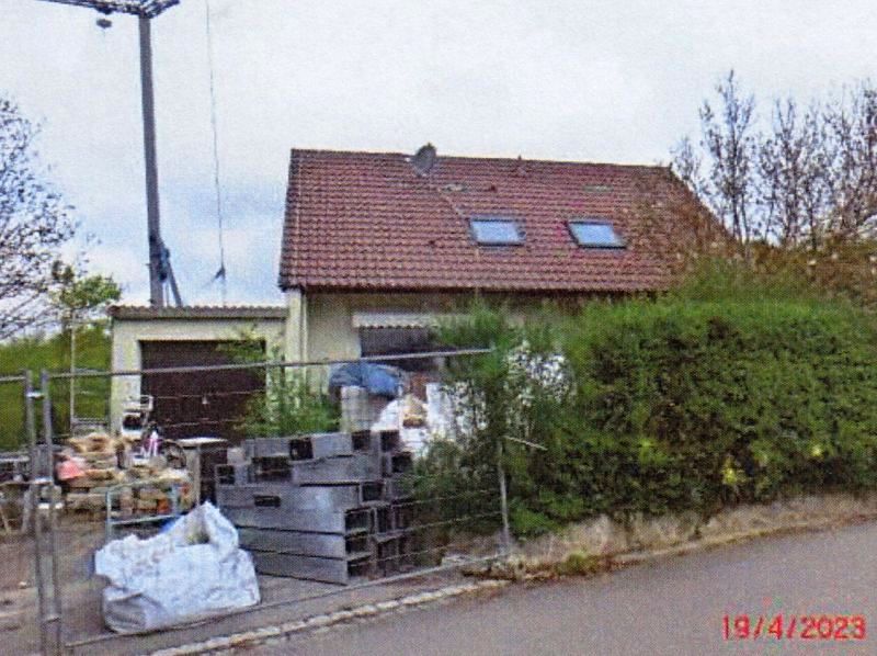 Einfamilienhaus in Im Neusatz 6, 74354 Besigheim