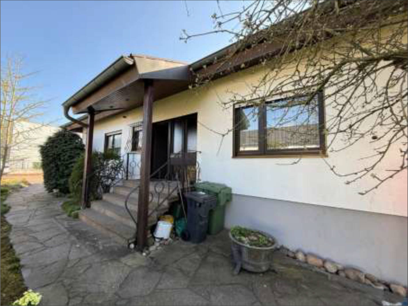 Einfamilienhaus, Garage in Reichsstraße 3, 77694 Kehl, Neumühl