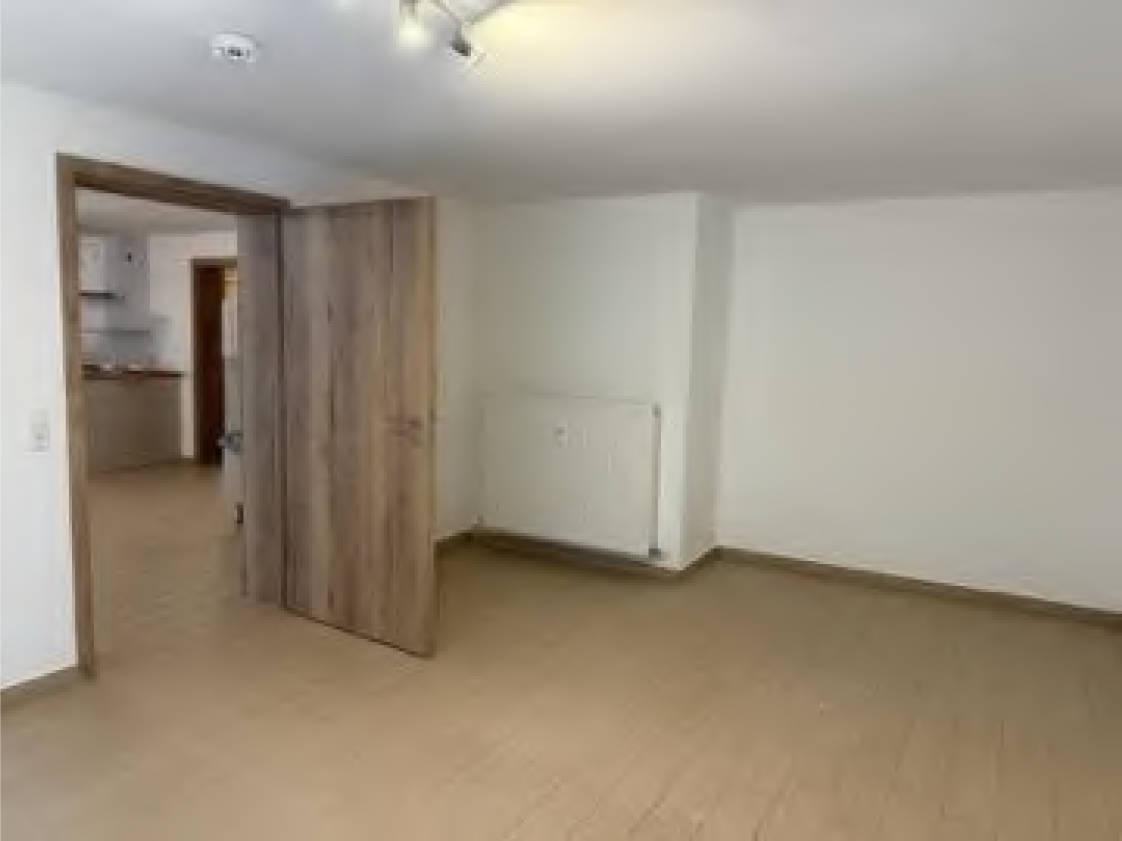 bayern 0001 K 0019/2024 Ludwig-Ebner-Straße 9, 94469 Deggendorf 11