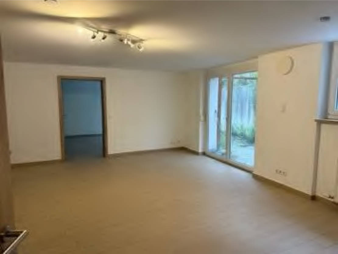 bayern 0001 K 0019/2024 Ludwig-Ebner-Straße 9, 94469 Deggendorf 15