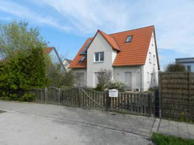 Einfamilienhaus, Kfz-Stellplatz in Häuslinger Straße  50, 91056 Erlangen - Bild 2