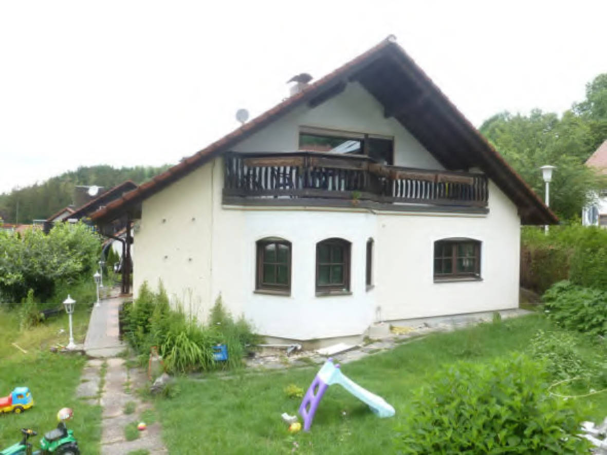 Zweifamilienhaus in Bergstraße 32, 85368 Moosburg a. d. Isar, Pformbach - Bild 2