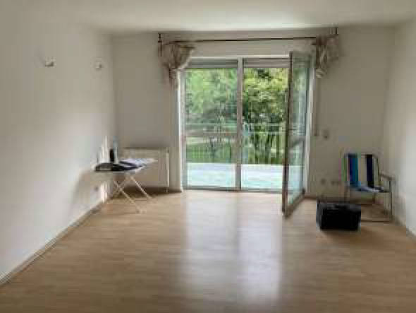 bayern 0001 K 0034/2022 Chamer Straße 14, 93057 Regensburg 8