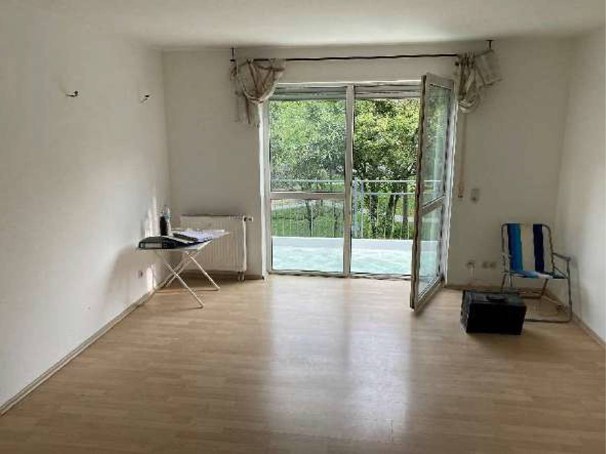 bayern 0001 K 0034/2022 Chamer Straße 14, 93057 Regensburg 7