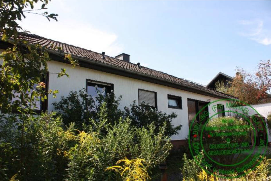 Einfamilienwohnhaus in Amselsteig 11, 00000 Buttenheim - Bild 3