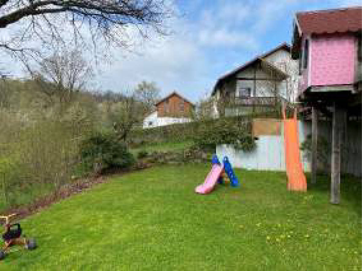 bayern 0001K0052-2022 Frankenberg 1a, 93179 Brennberg