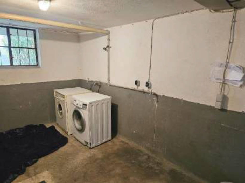 bayern 0001 K 0061/2024 Carl-Heindl-Straße 8, 93077 Bad Abbach 13