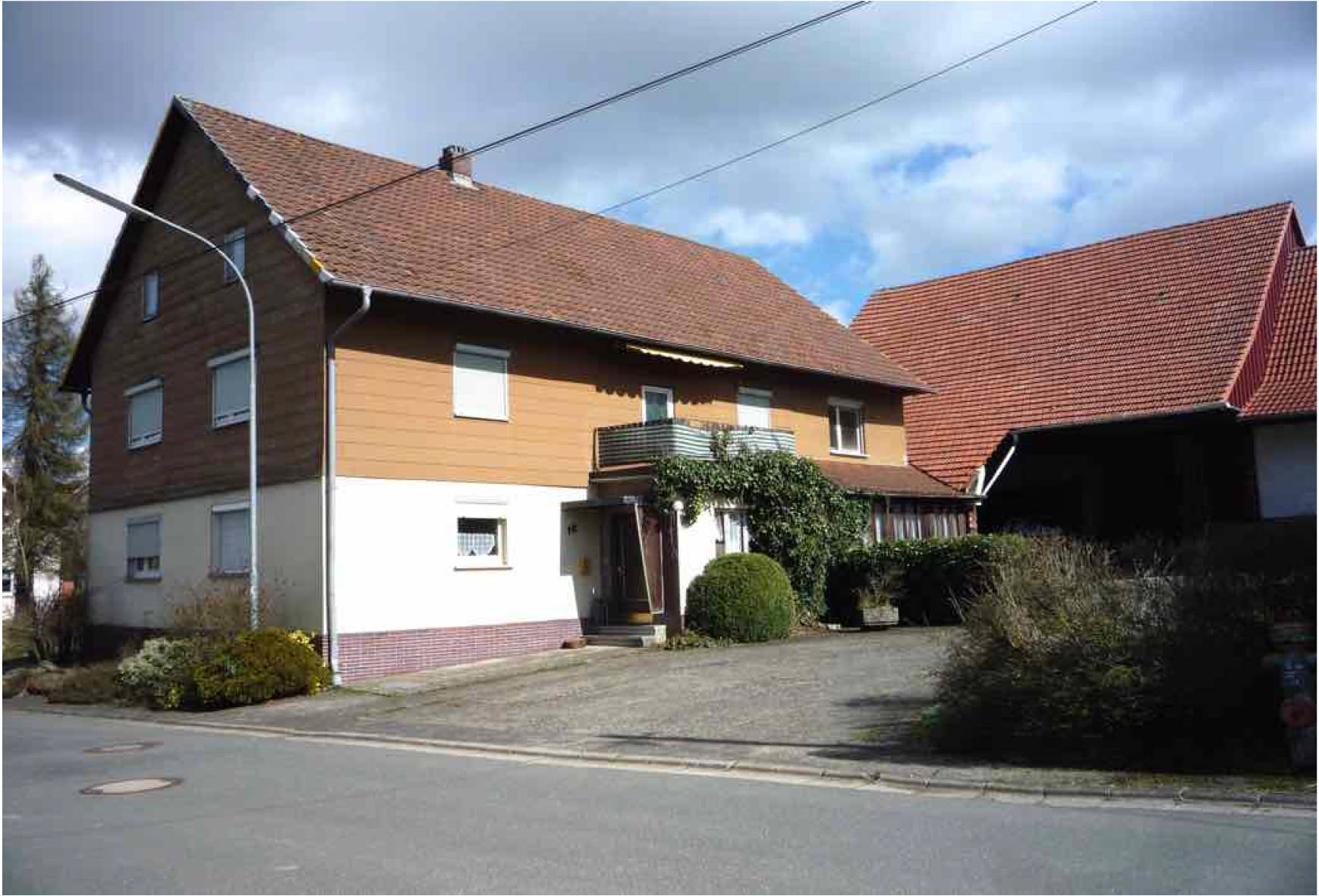 bayern 0001K0072/2022 Harraser Weg 12, 96476 Bad Rodach, Grattstadt 15
