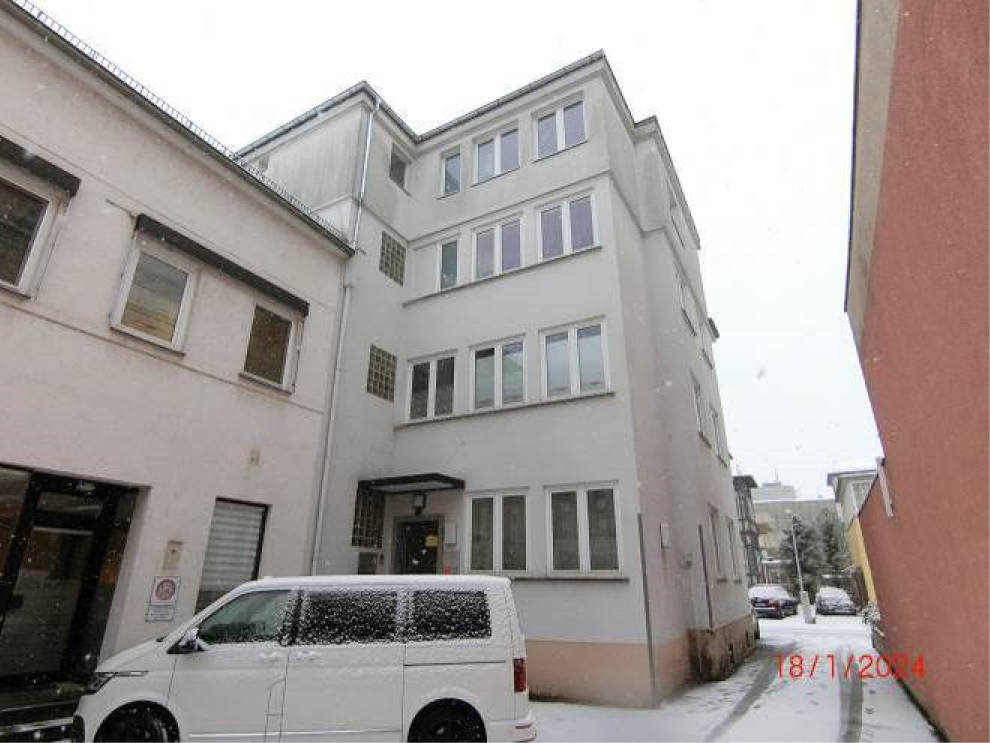 bayern 0001 K 0076/2023 Seifartshofstraße 36, 96450 Coburg 20