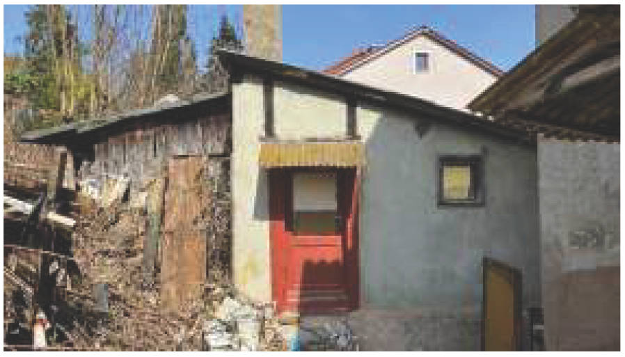 Doppelhaushälfte und Nebengebäude in Wagnergäßchen 5, 97204 Höchberg - Bild 2