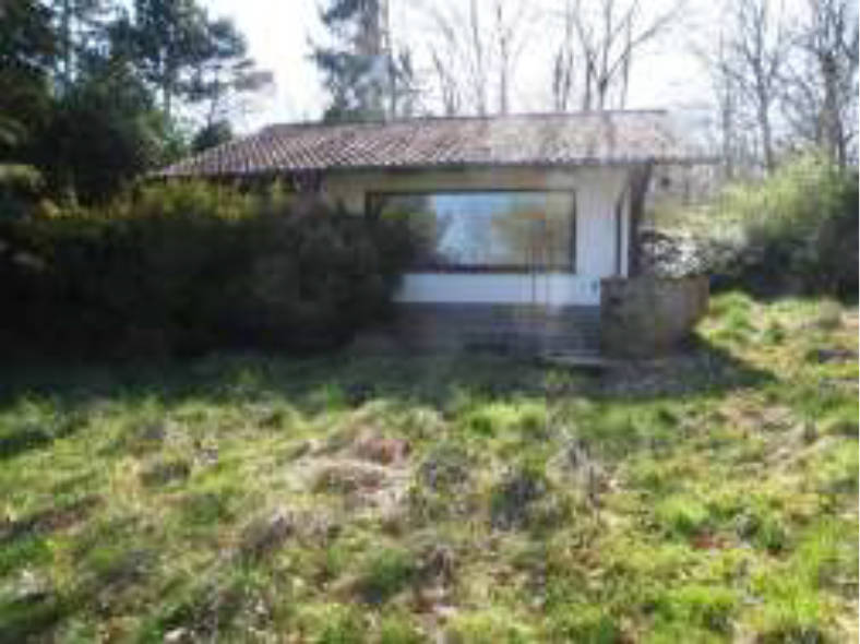 Eingeschosssiges Wohnhaus (Wochenendhaus) mit Nebengebäude in Alte Landstraße  47, 97218 Gerbrunn - Bild 2