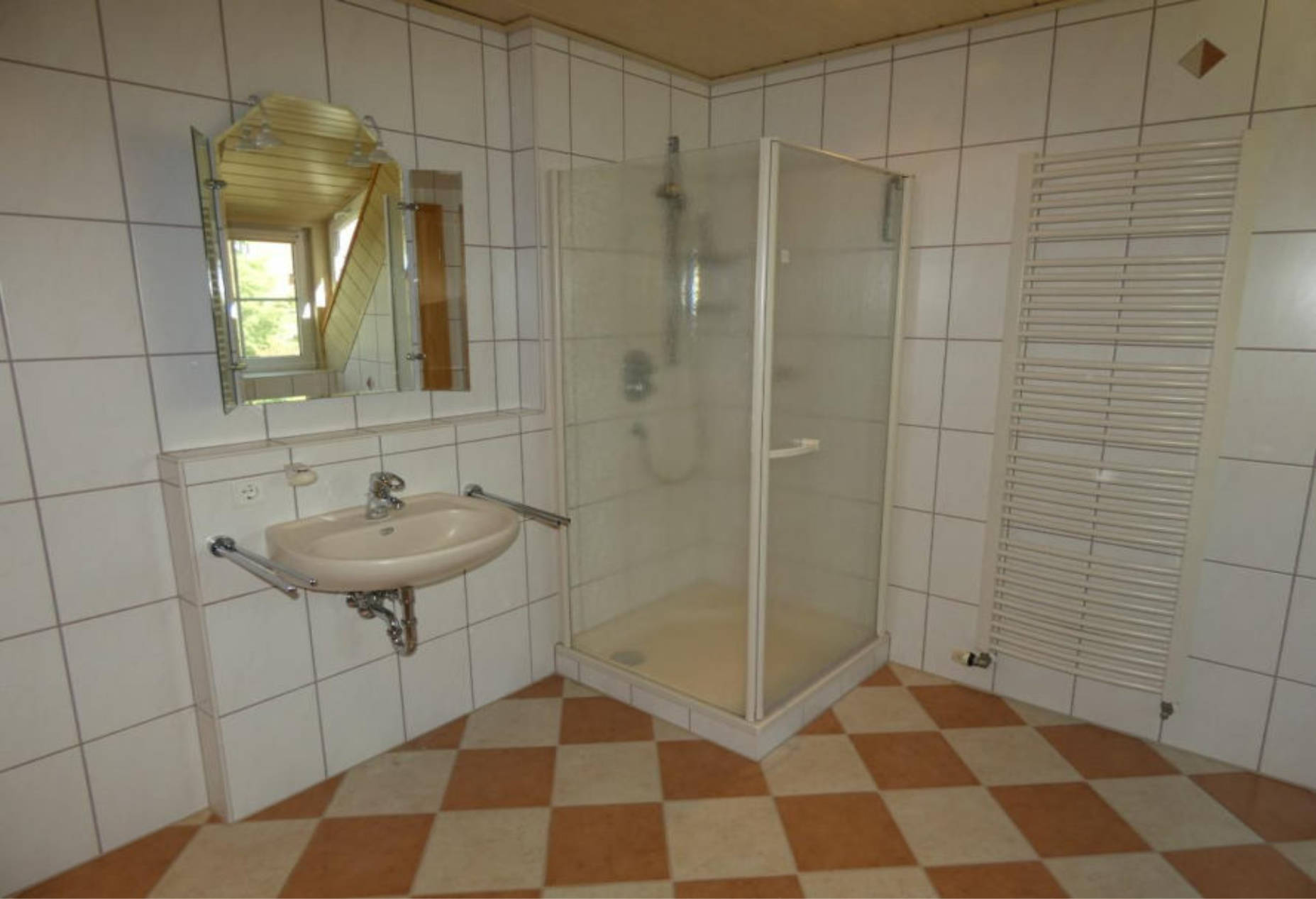 bayern 0002 K 0002/2025 Hammerfeldring  13, 91550 Dinkelsbühl 14