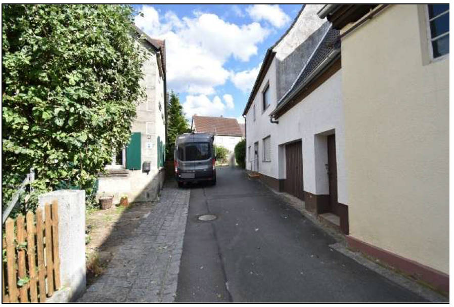 Ein-/Zweifamilienhaus, Garage in Turmgasse 8, 90542 Eckental, Eschenau - Bild 4