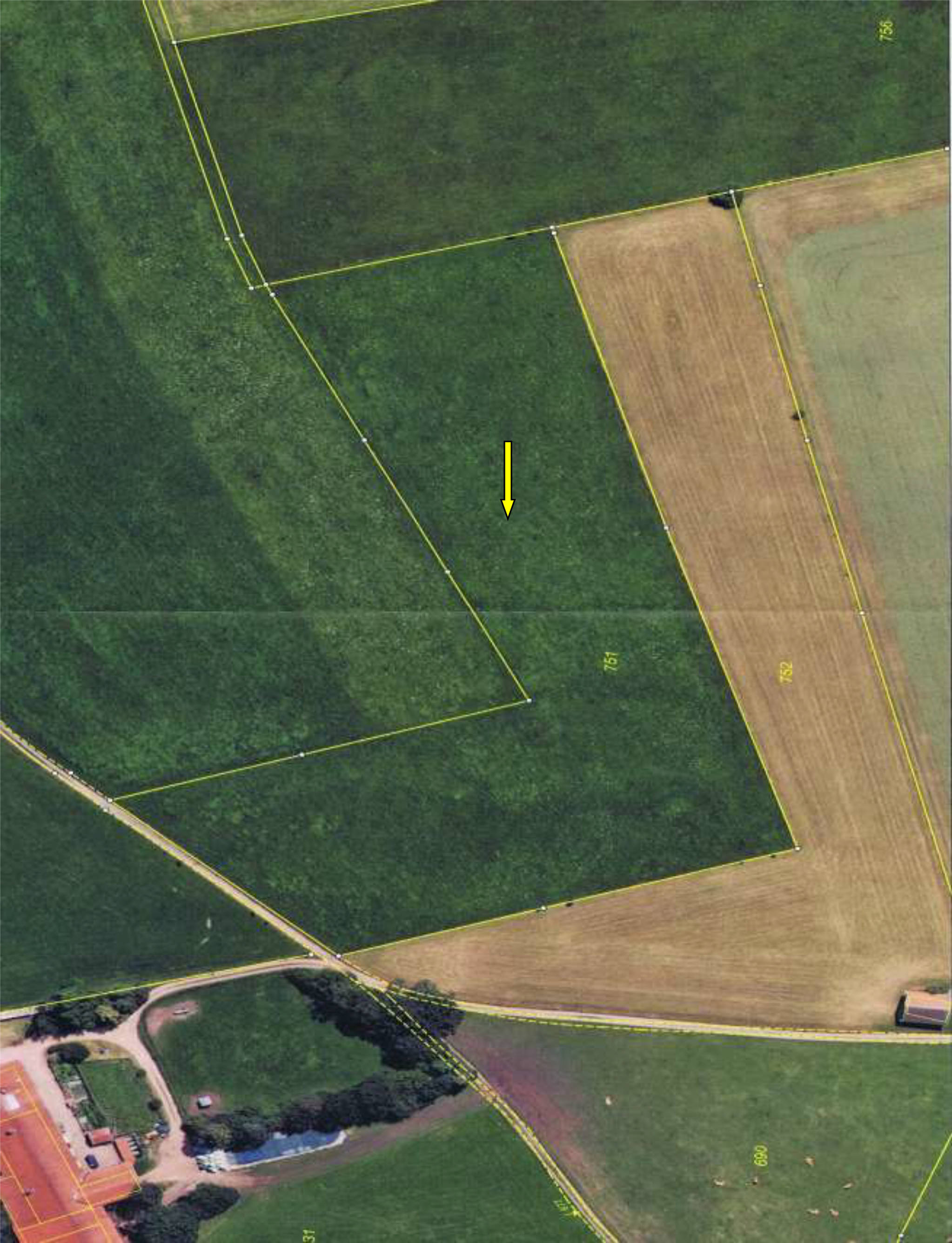 bayern 0002K0027-2021 Attenloher Feld, 83677 Greiling