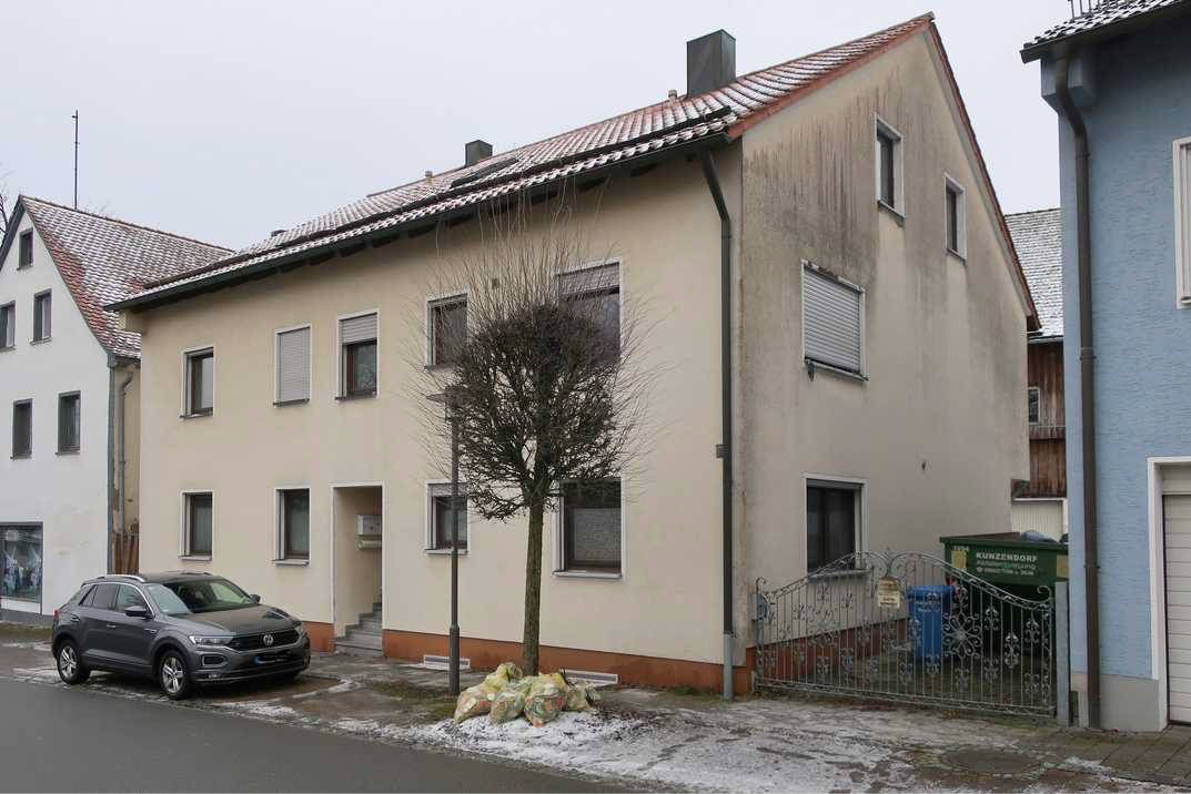 Gebäude- und Freifläche in Roggensteiner Straße 13, 92648 Vohenstrauß - Bild 2
