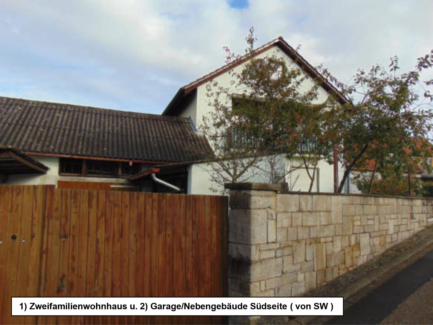 Zweifamilienhaus in Harenberg 12, 97244 Bütthard