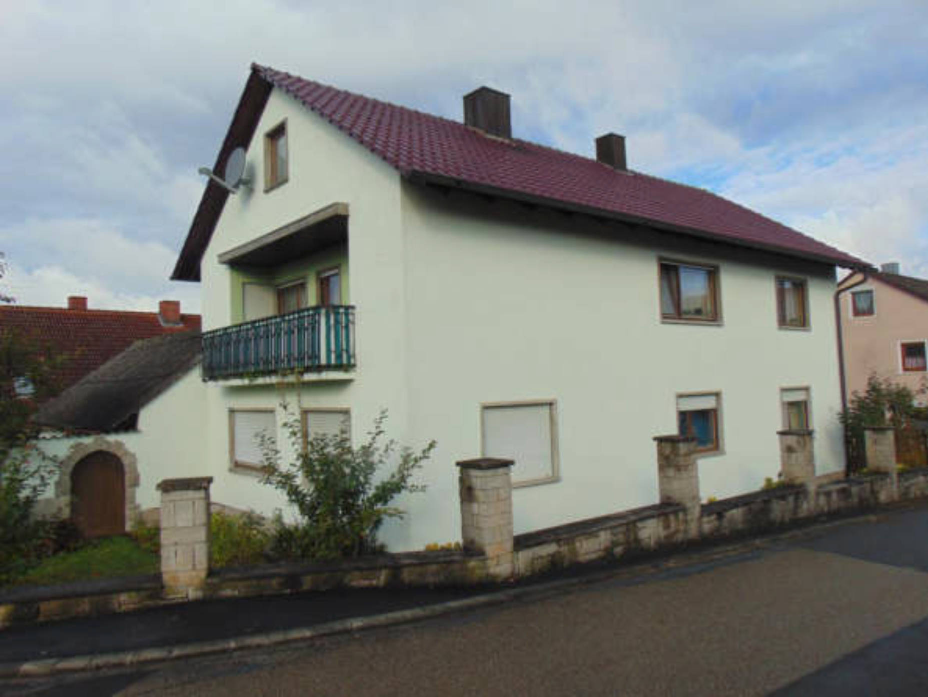 Zweifamilienhaus in Harenberg 12, 97244 Bütthard - Bild 2