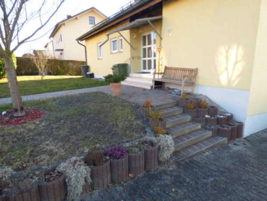 bayern 0002 K 0058/2024 Limpergerstraße 15, 93142 Maxhütte-Haidhof 8