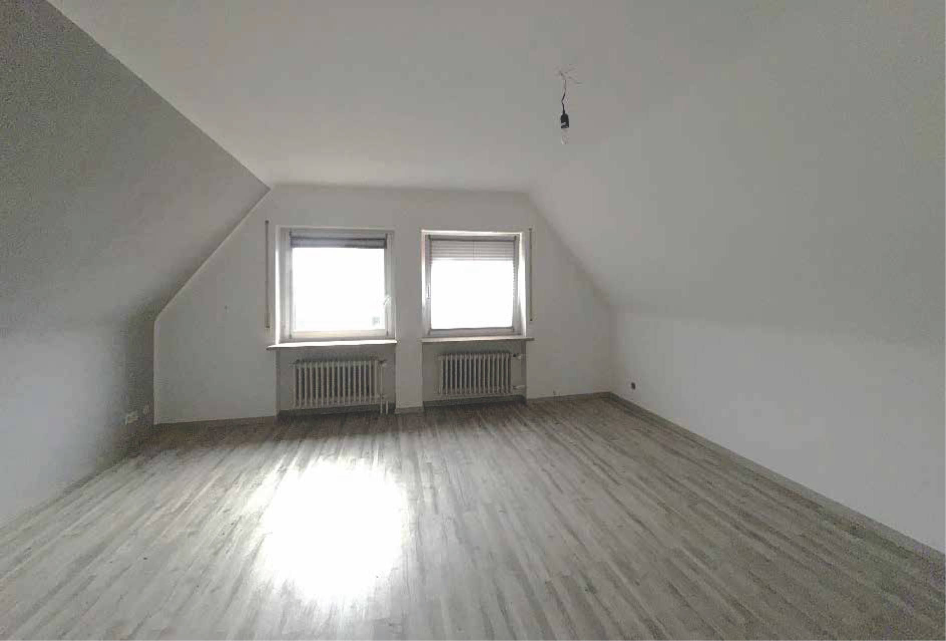 Zweifamilienhaus in Jägerstraße 14, 90513 Zirndorf, Weinzierlein - Bild 2