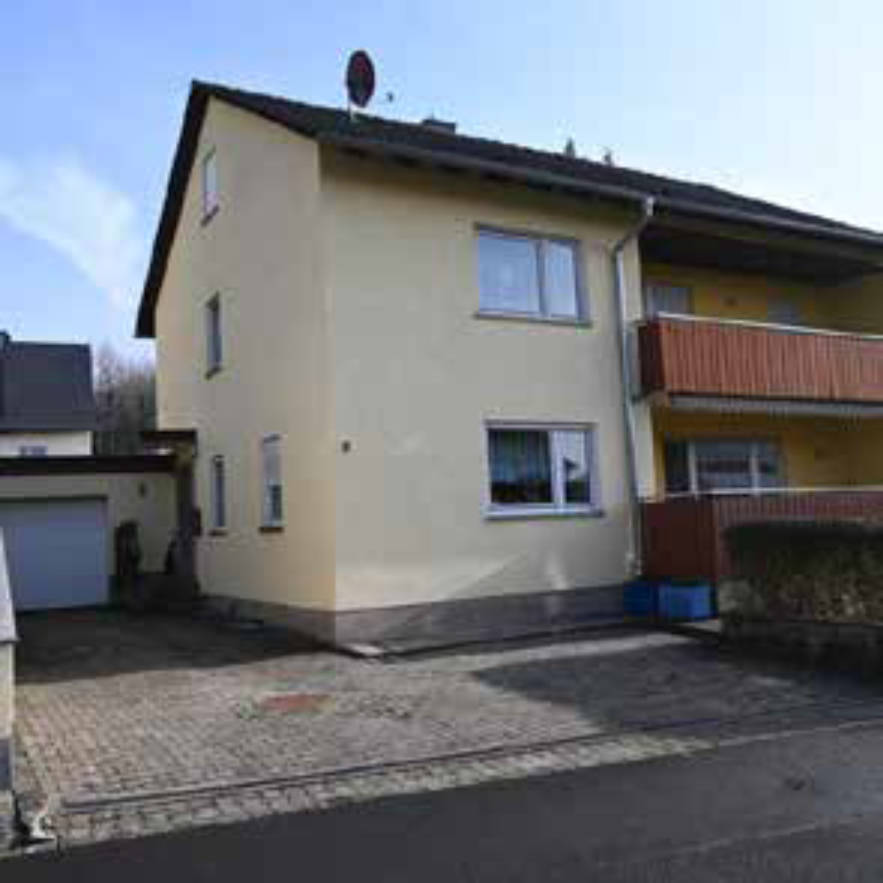Zweigeschossiges Einfamilienwohnhaus in Im Wiesengrund 8, 97268 Kirchheim