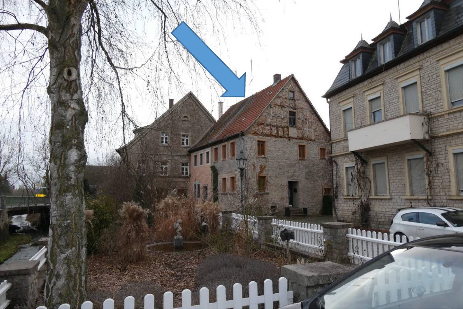Zweigeschossiges Wohnhaus in Am Rosengarten 6, 97337 Dettelbach