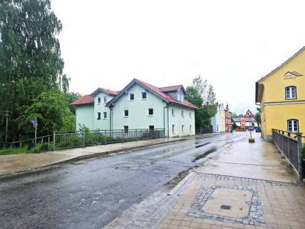 Mehrfamilienhaus, Garage in Hauptstraße 29, 84144 Geisenhausen