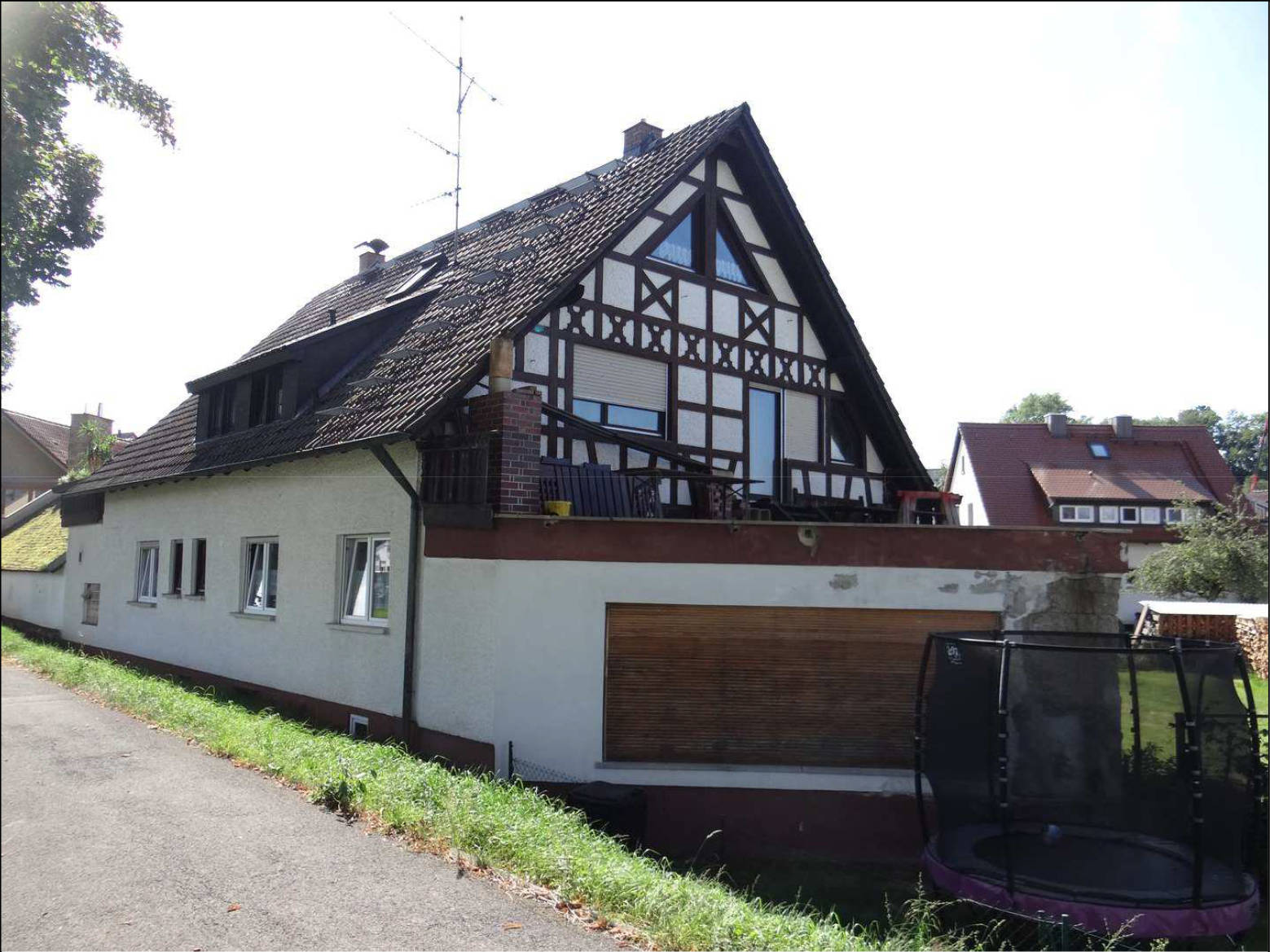 Zweifamilienhaus in Heimstraße 29, 96114 Hirschaid, Sassanfahrt