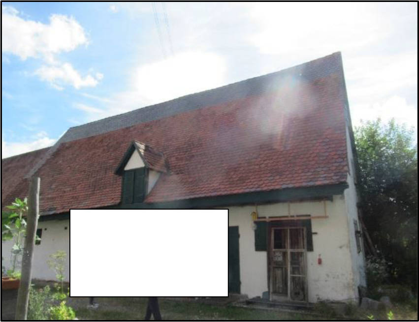Mehrfamilienhaus, Sonstiges, bebaut mit DENKMALGESCHÜTZTEM 7-Familienhaus und diversen Nebengebäuden; eine sog. "Baulandreserve" ist auch auf dem Grundstück zu erkennen; Grundstücksteile sind auch "schrottplatzähnlich" genutzt; diesbezüglich ist die "Beseitigung aller Lagerungsbestände... behördlich angeordnet worden"; in Unterwellitzleithen 3, 90518 Altdorf - Bild 5