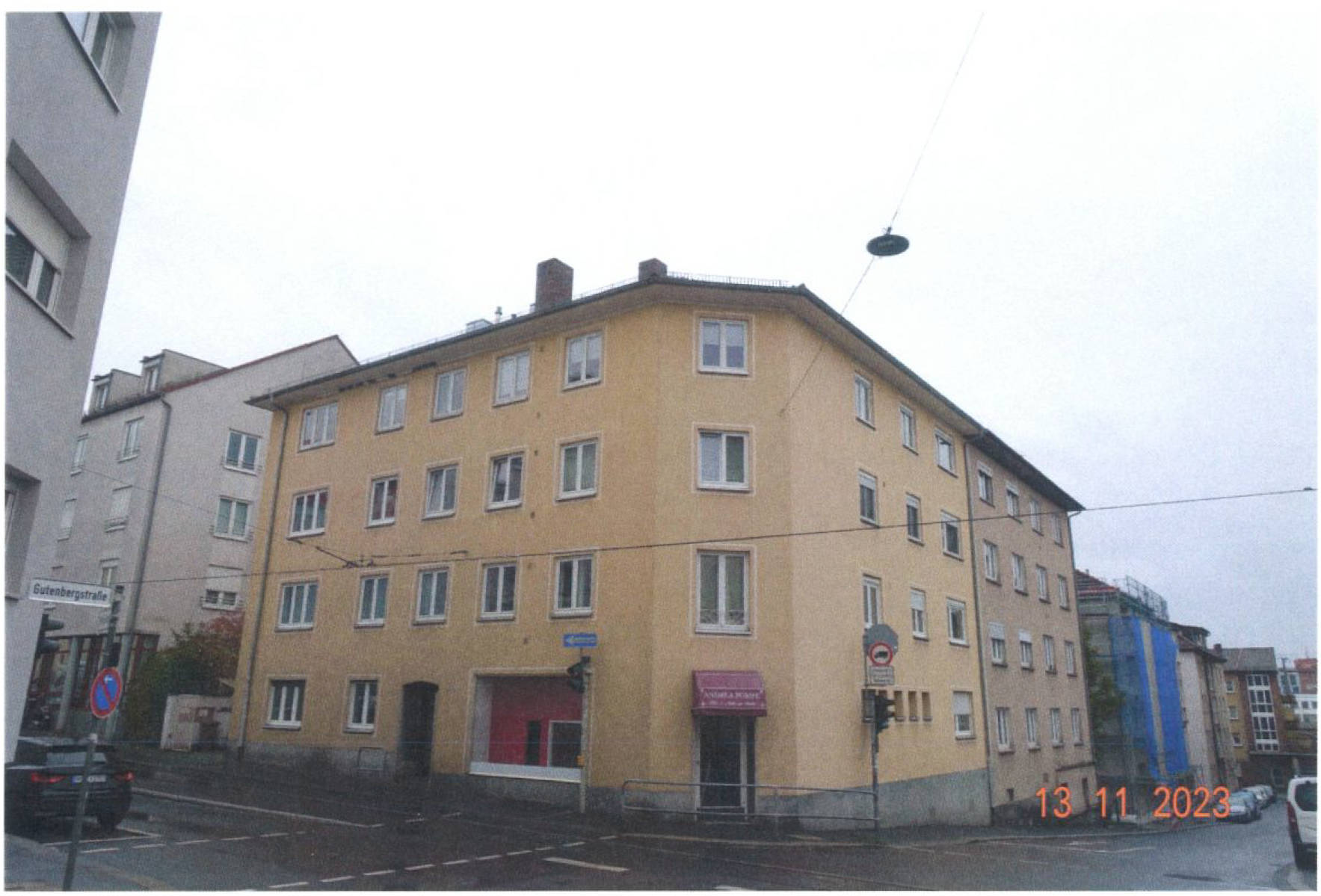 Mehrfamilienhaus in Petrinistraße 20, 97080 Würzburg