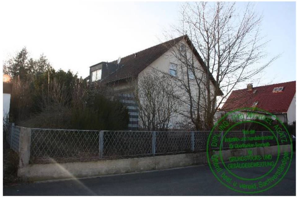 Einfamilienhaus in Bergstraße 12, 91322 Gräfenberg, Guttenburg - Bild 3