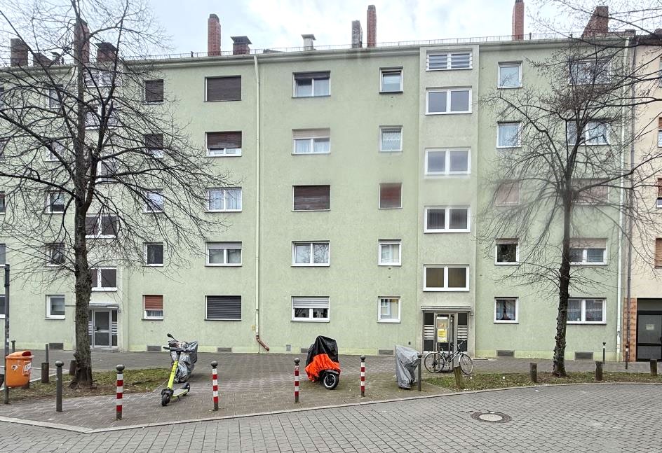 Eigentumswohnung (3 bis 4 Zimmer) in Wiesenstraße 30, 90443 Nürnberg, Steinbühl