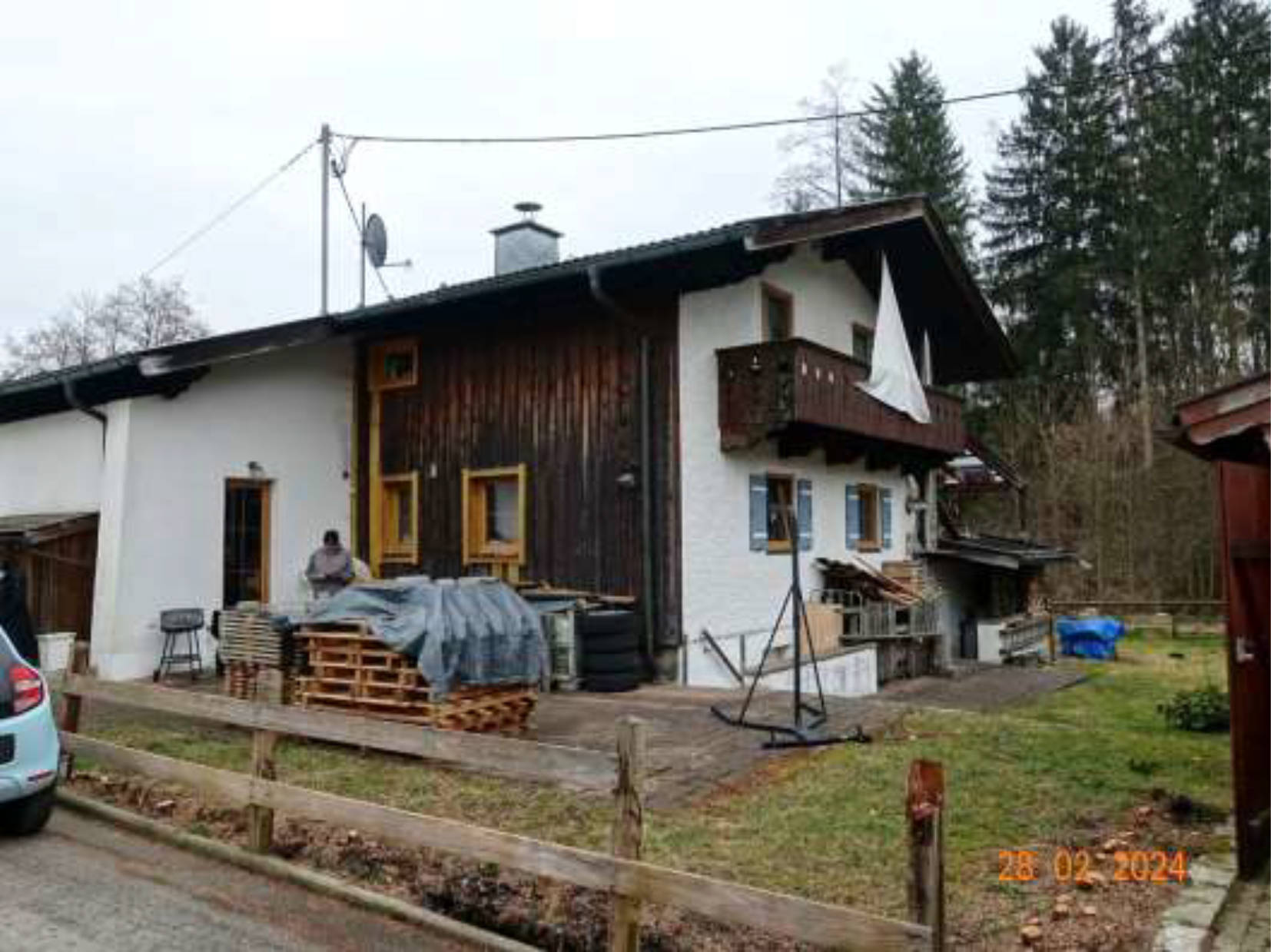Zweifamilienhaus mit Garage in Schneibsteinweg  12 a, 83483 Bischofswiesen
