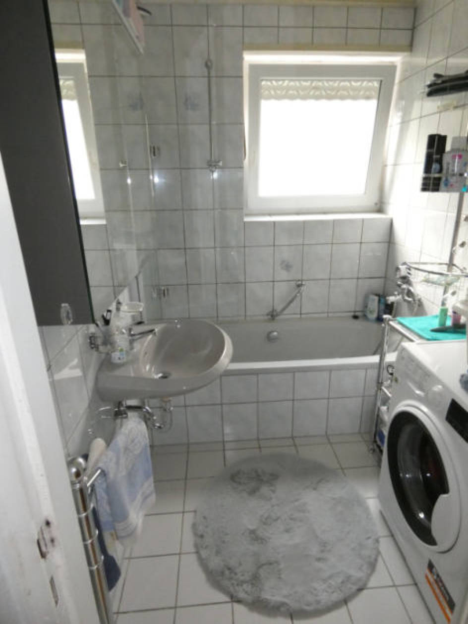 bayern 0004K0018/2024 Carl-Clos-Straße  2, 93437 Furth im Wald 8