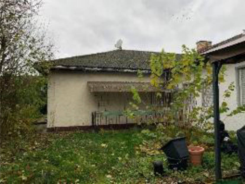 Zweifamilienhaus in Hauptstraße 35, 93099 Mötzing