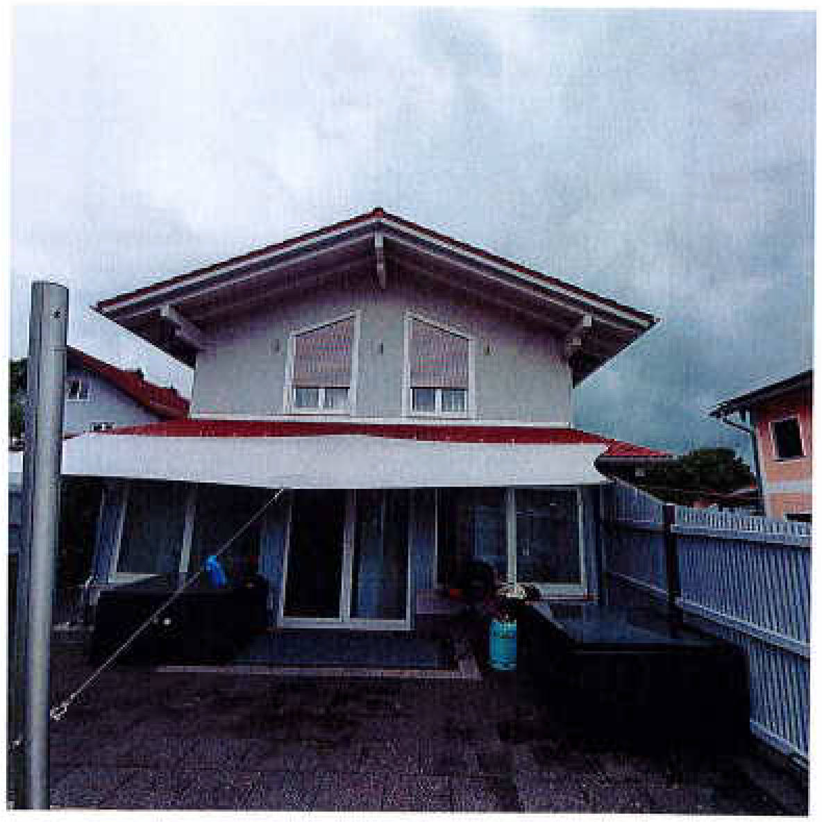 Einfamilienhaus mit Einliegerwohnung und Nebengebäude in Jahnstraße  9, 83317 Oberteisendorf