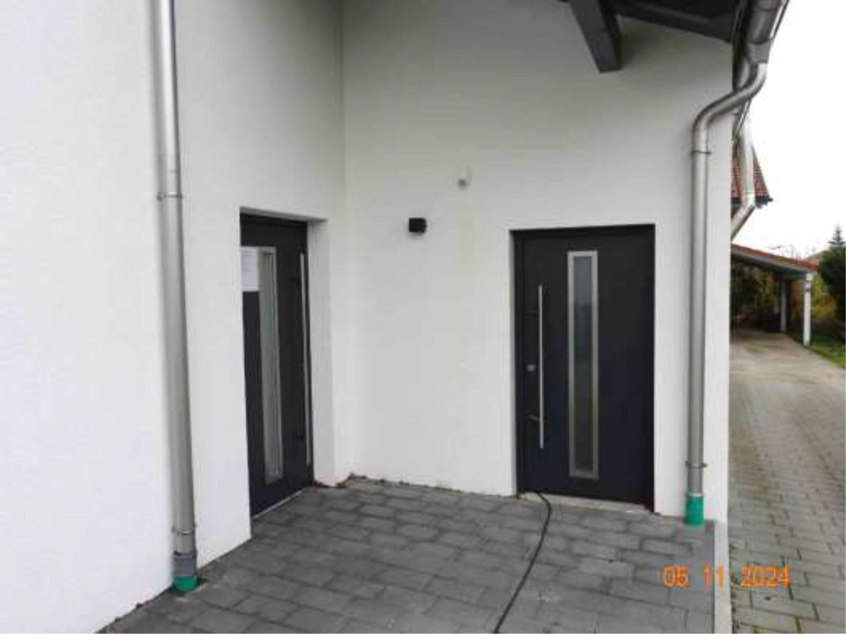 Zweifamilienhaus in Am Anger 3, 83355 Grabenstätt - Bild 2