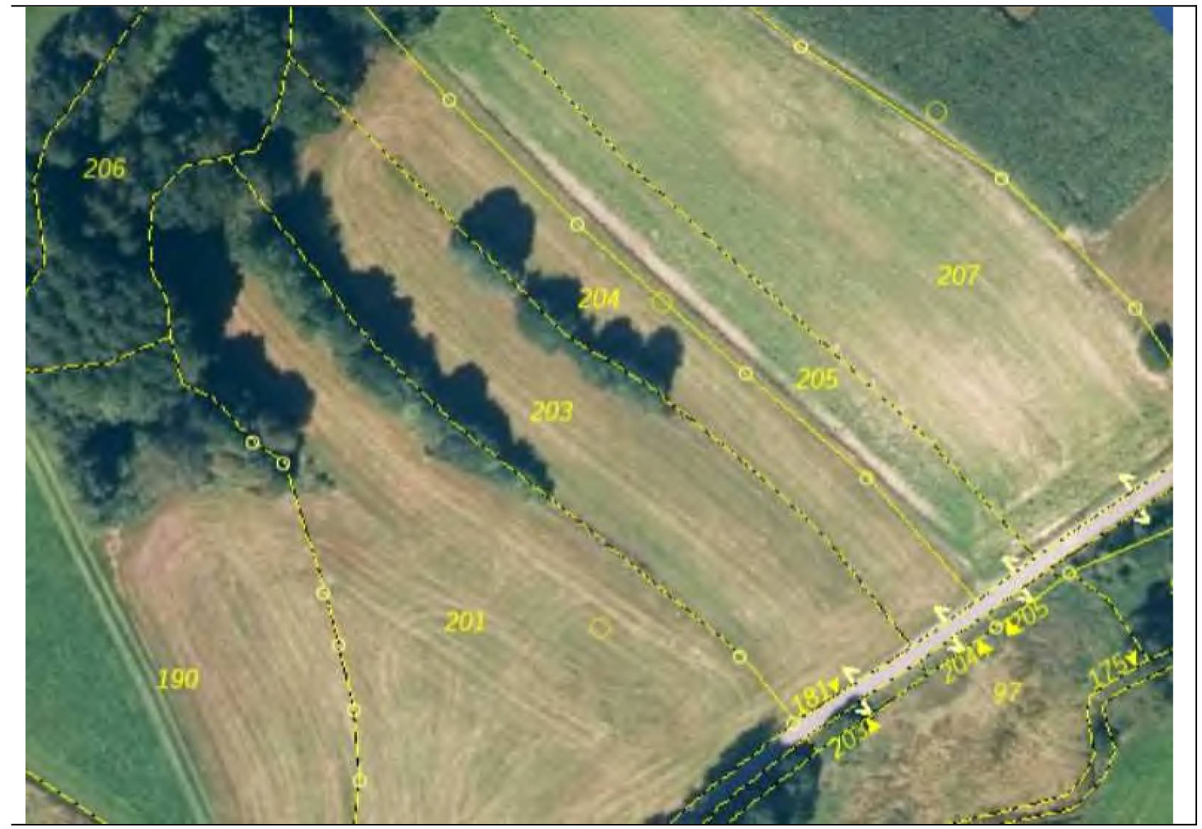 bayern 0004 K 0060/2023 Im Point Flst. 90, Weidenfelder Flst. 125, Bügeläcker Flst. 203, 00000 Traidersdorf 6
