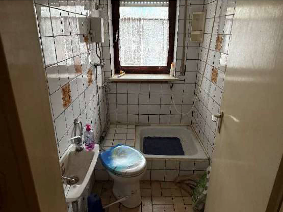 bayern 0004 K 0089/2025 Auweg 1, 93161 Sinzing 6