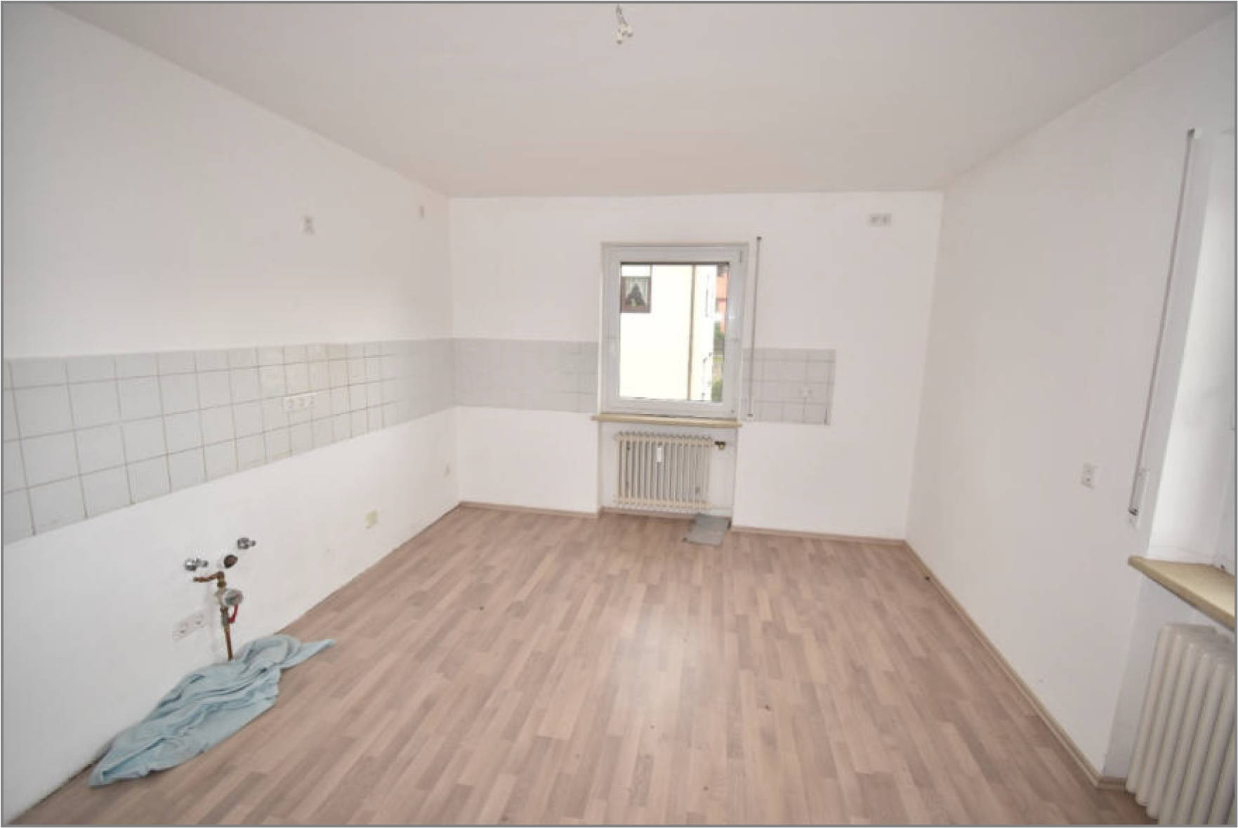 Zweifamilienhaus, Garage in Raiffeisenstraße  8, 92353 Postbauer-Heng - Bild 4