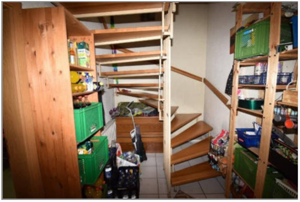 bayern 0009 K 0072/2023 Pfinzingstraße 22, 22a, 90537 Feucht 12