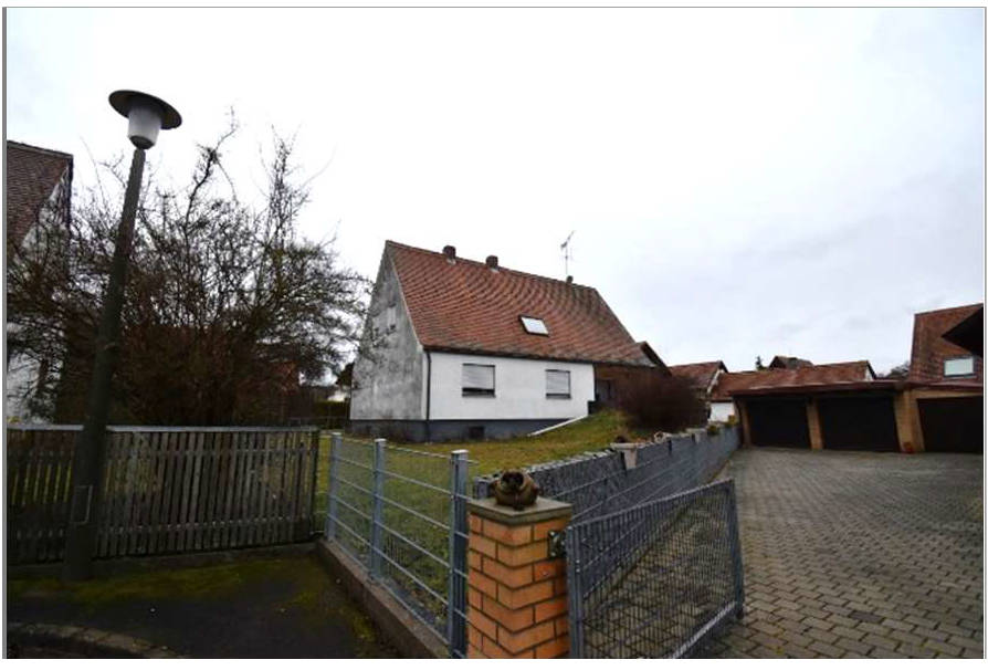 Einfamilienhaus, Doppelgarage mit Geräteraum in Waldhausstraße  3b, 91180 Heideck - Bild 3