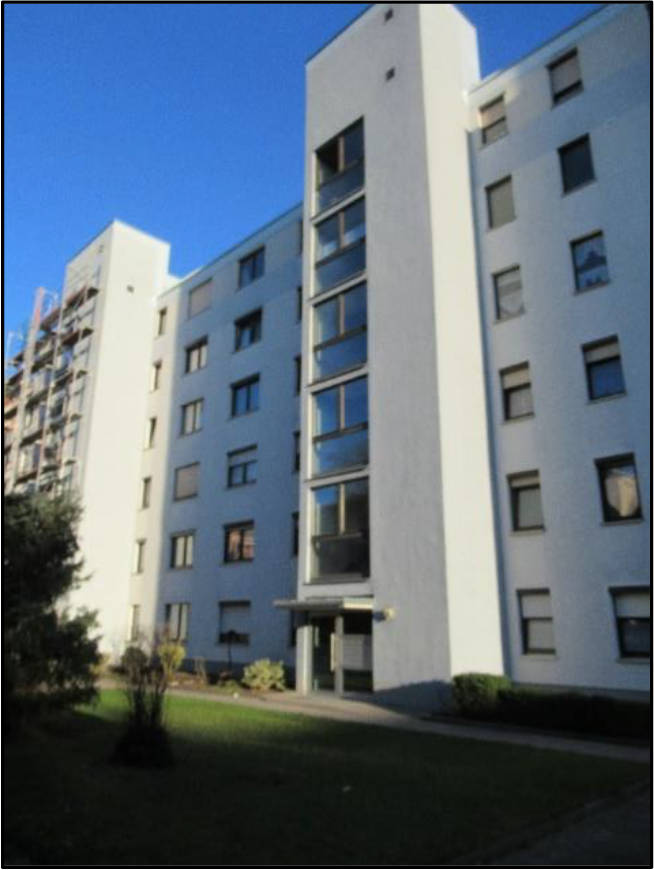 Eigentumswohnung (3 bis 4 Zimmer), Kfz-Stellplatz (Tiefgarage) in Lenaustraße, 4. OG, rechts 10, 90431 Nürnberg - Bild 2