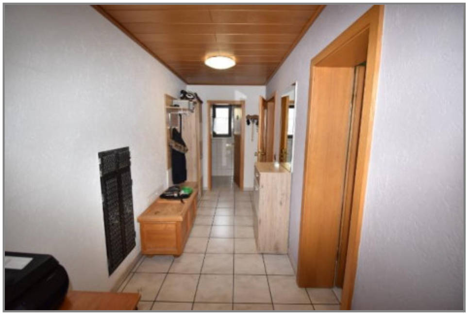Zweifamilienhaus, Garage in Pyraser Straße 5, 91161 Hilpoltstein, Hofstetten - Bild 4